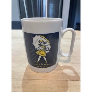 MORTON SALT GIRL (1956) "WHEN IT RAINS IT POURS." MUG.